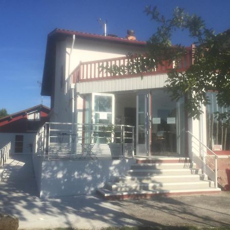 Hotel Saint Hubert Biscarrosse Exterior photo